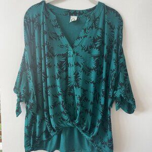 Anthropologie Akemi + Kin Petraea Turquoise and Black Tie Sleeve Dolman Top, XS‎